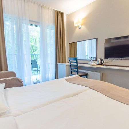 Waterside Resort Дарлувко Екстер'єр фото