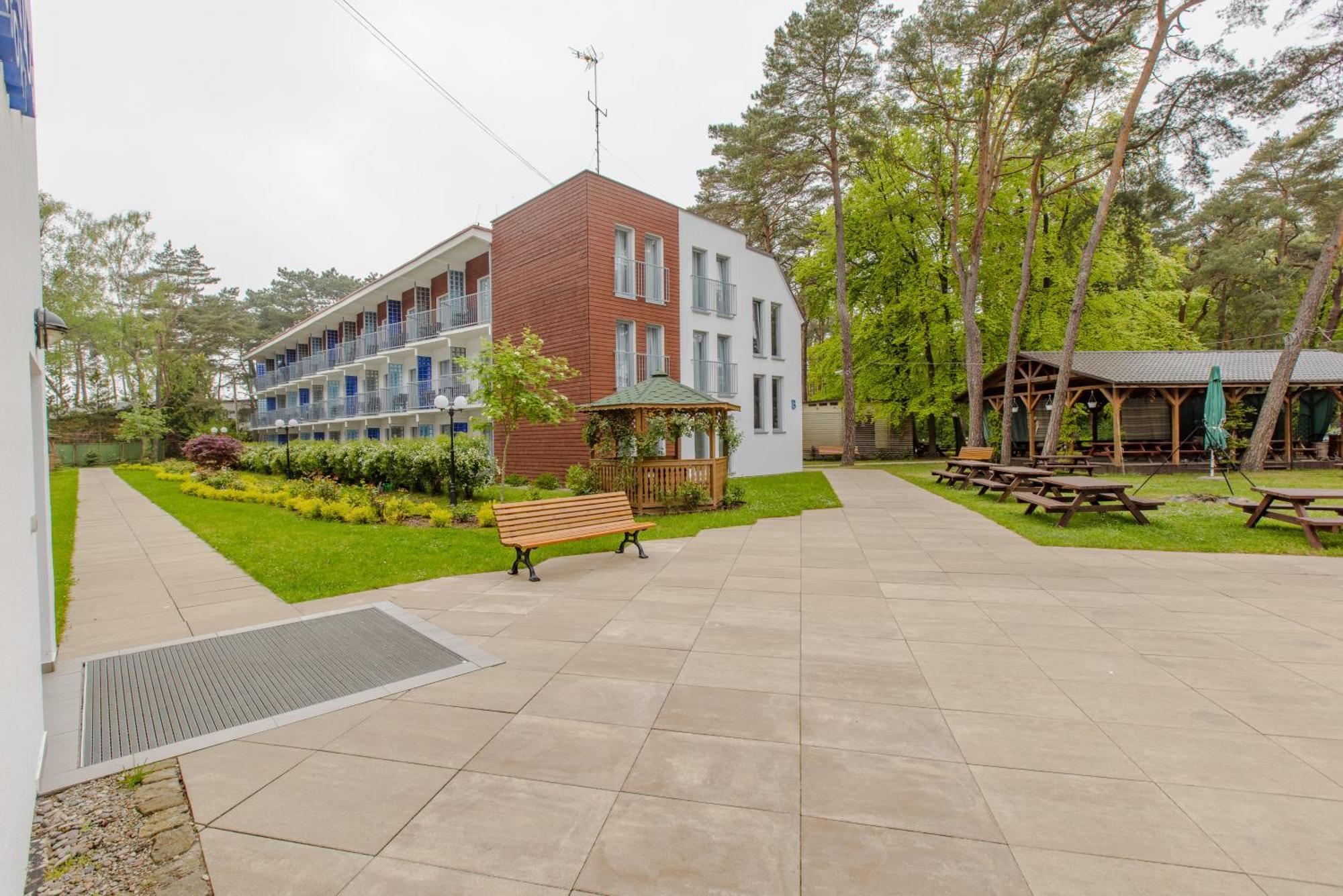 Waterside Resort Дарлувко Екстер'єр фото