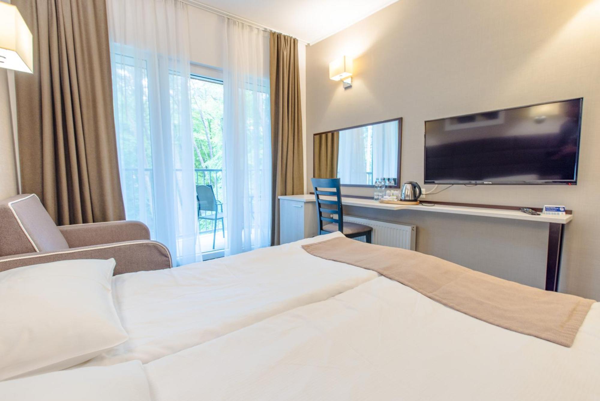 Waterside Resort Дарлувко Екстер'єр фото