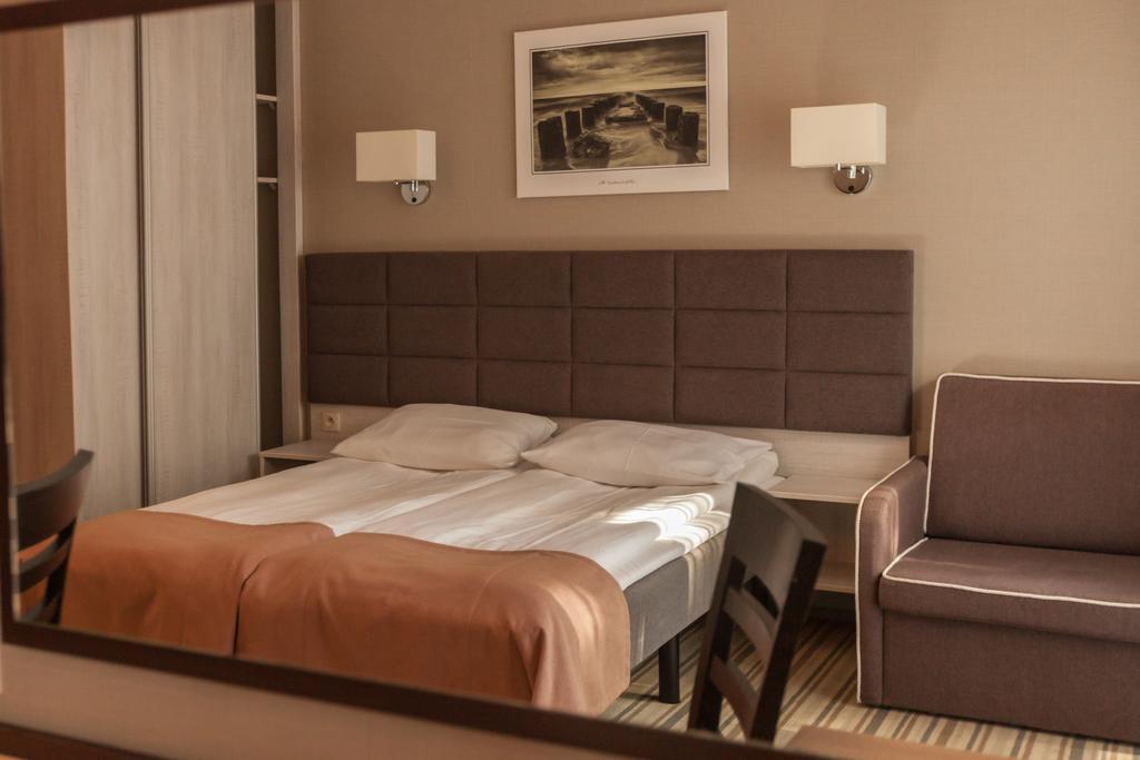 Waterside Resort Дарлувко Екстер'єр фото