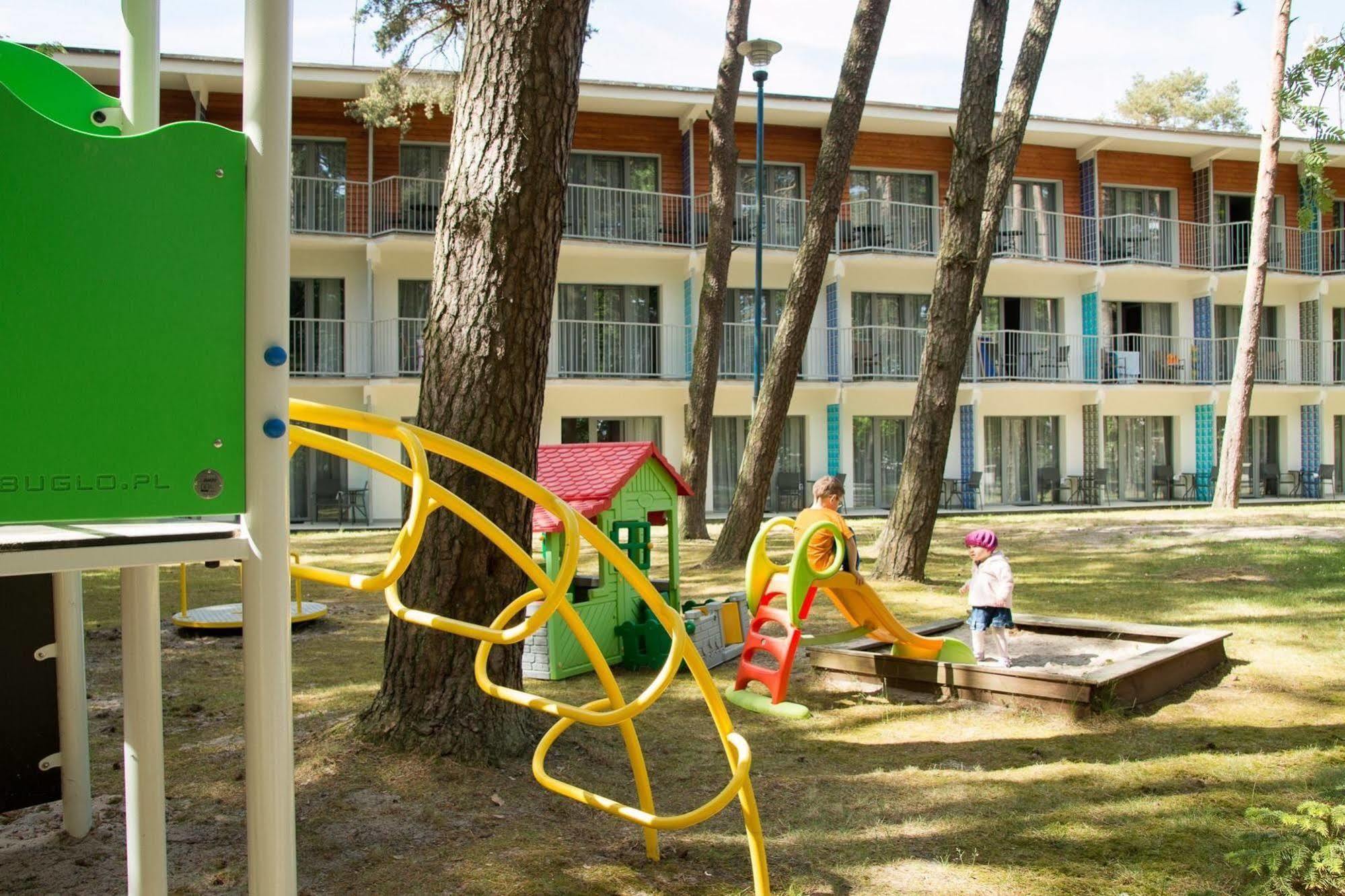 Waterside Resort Дарлувко Екстер'єр фото