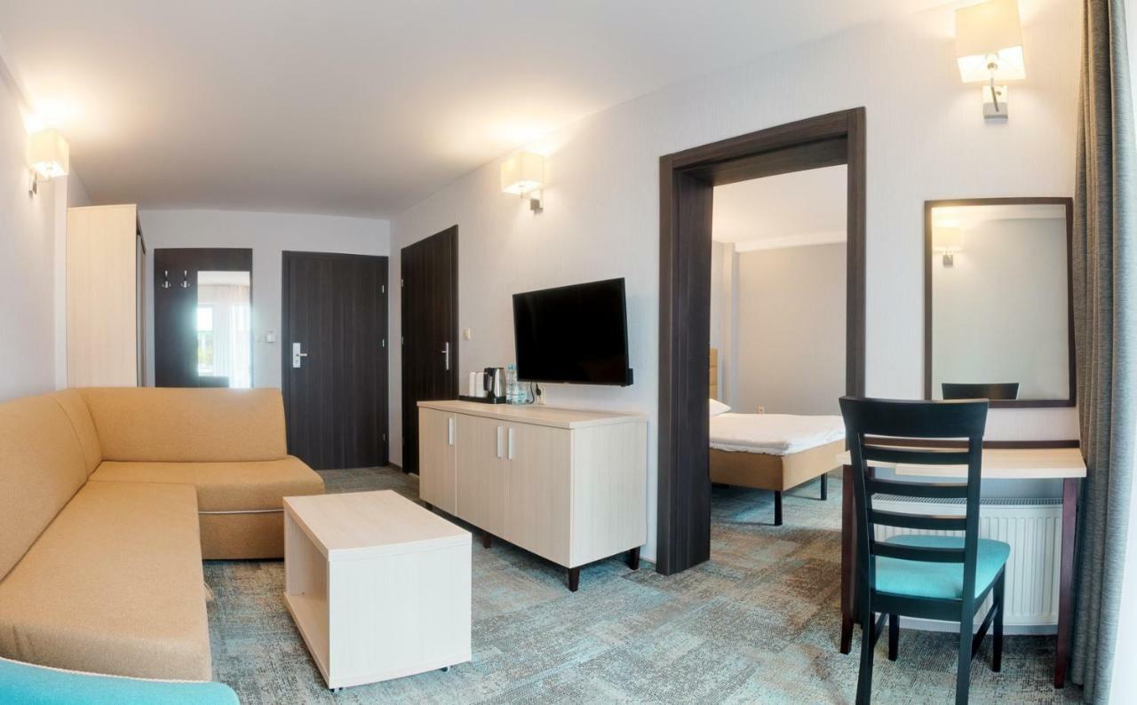 Waterside Resort Дарлувко Екстер'єр фото